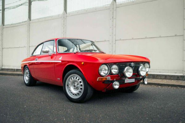 Alfa Romeo Giulia GT 1300 Junior 1975