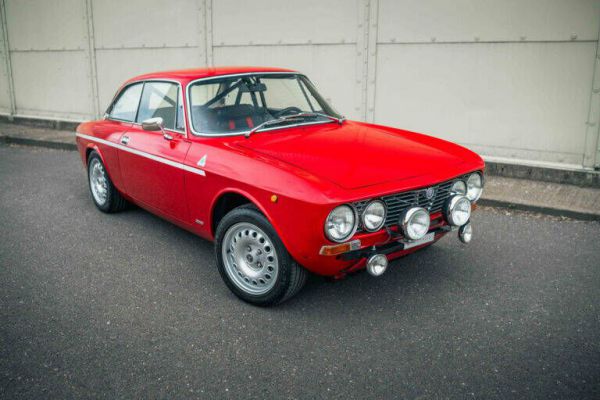 Alfa Romeo Giulia GT 1300 Junior 1975 7881