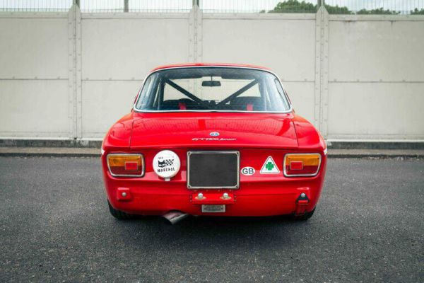 Alfa Romeo Giulia GT 1300 Junior 1975 7884