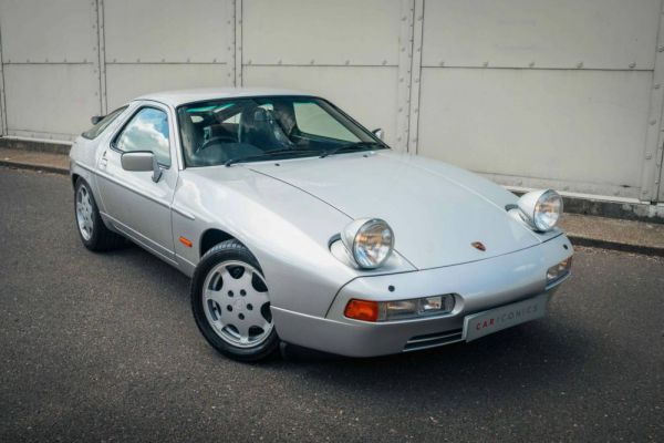 Porsche 928 S4 1988 8133