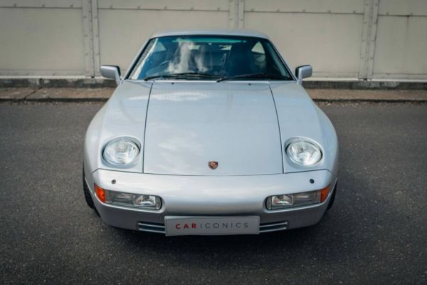 Porsche 928 S4 1988 8134