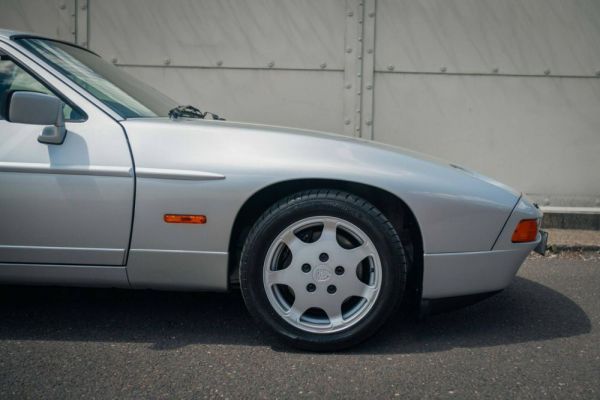 Porsche 928 S4 1988 8142