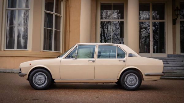 Alfa Romeo Alfetta 1.8 1976 6923