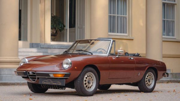 Alfa Romeo Spider Veloce 2000 1980