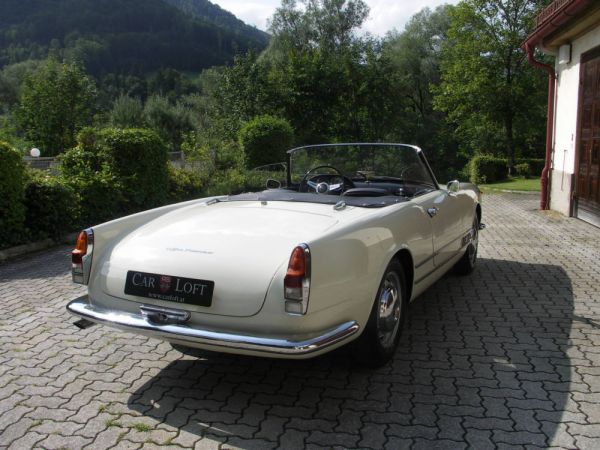 Alfa Romeo 2000 Spider 1959 6813