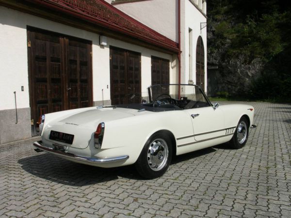 Alfa Romeo 2000 Spider 1959 6815