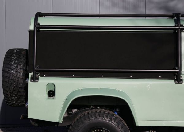 Land Rover Defender 110 1990