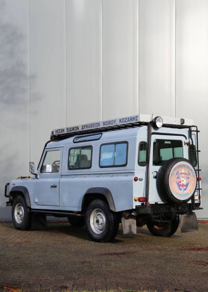 Land Rover Defender 110 1992 6420