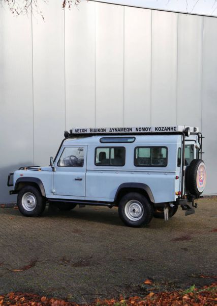 Land Rover Defender 110 1992 6431