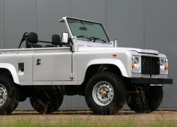 Land Rover Defender 90 1990 94932