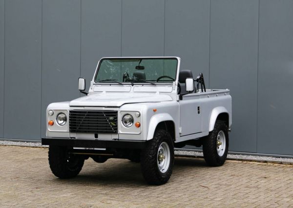 Land Rover Defender 90 1990 94940