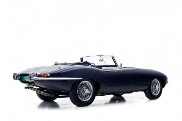 Jaguar E-Type 4.2 1965 4511