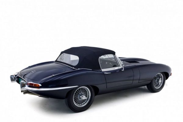 Jaguar E-Type 4.2 1965 4515