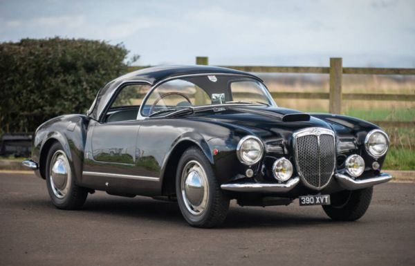 Lancia Aurelia B24 Spider "America" 1955