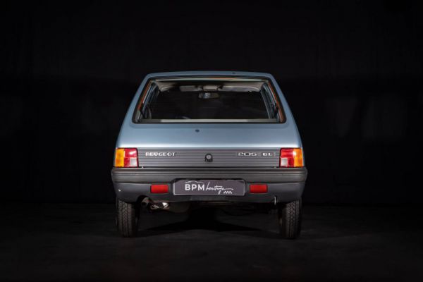 Peugeot 205 1984 62546