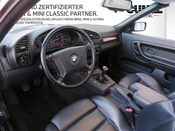 BMW 328i 1995 4373