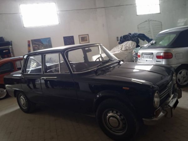 Alfa Romeo Giulia 1300 1970 4011