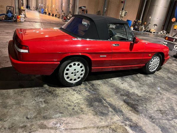 Alfa Romeo 2.0 Spider 1990 4063