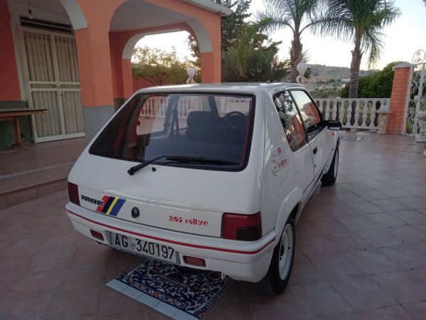 Peugeot 205 Rallye 1.3 1990 103485