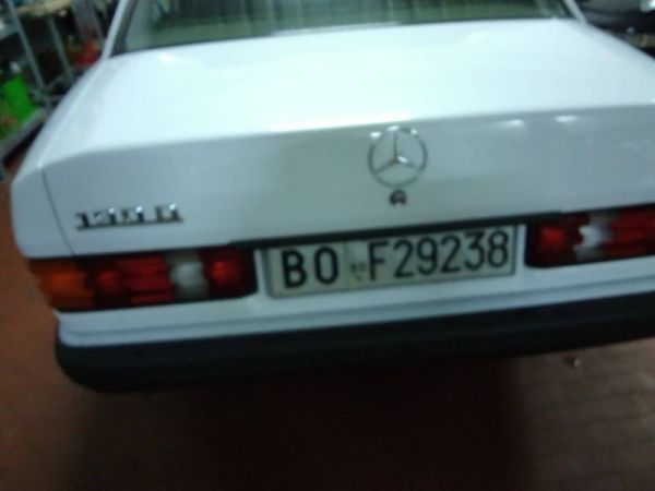 Mercedes-Benz 190 D 1993 107287