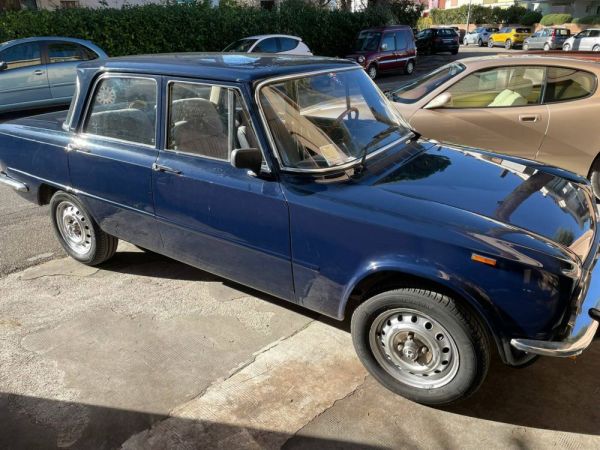 Alfa Romeo Giulia Nuova Super 1300 1974 107304