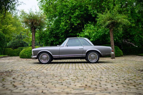 Mercedes-Benz 280 SL 1968 3775