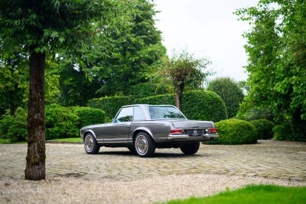 Mercedes-Benz 280 SL 1968 3776