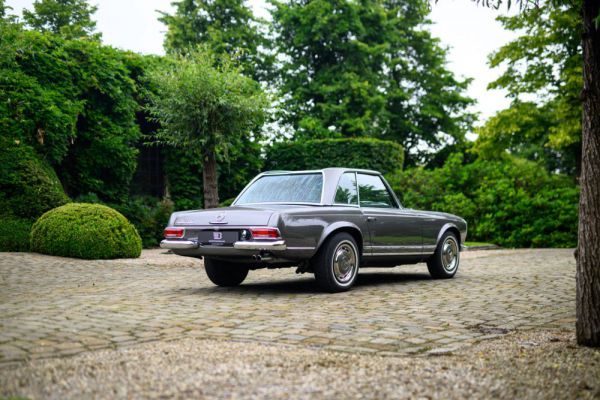 Mercedes-Benz 280 SL 1968 3778