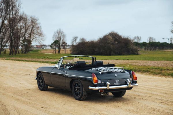 MG MGB 1973 3920