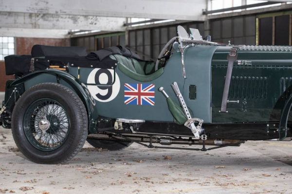 Bentley 4 1/2 Litre Special 1950 3960