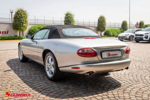 Jaguar XK8 4.0 1999 57965