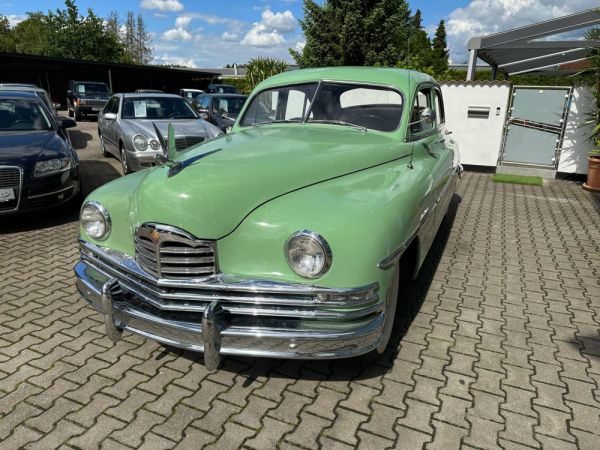 Packard Deluxe Eight Club Sedan 1950 62322