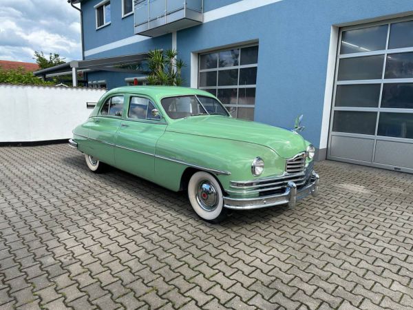 Packard Deluxe Eight Club Sedan 1950 62324