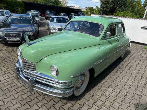 Packard Deluxe Eight Club Sedan 1950 62326