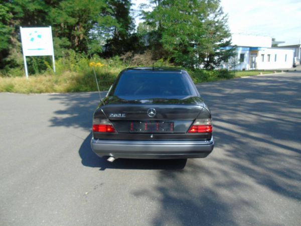 Mercedes-Benz 260 E Lunga 1991 2457