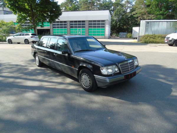 Mercedes-Benz 260 E Lunga 1991 2462