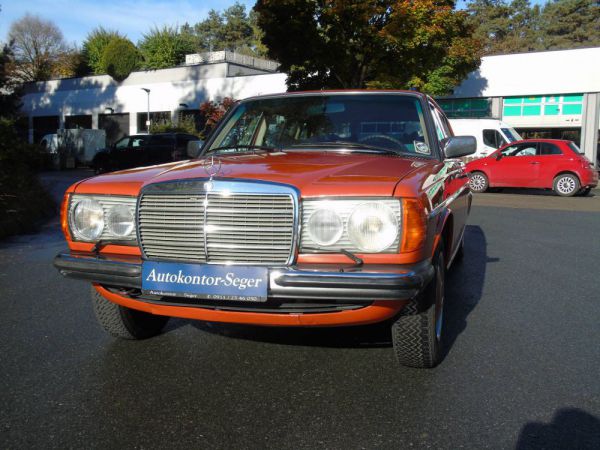 Mercedes-Benz 250 1978 92549