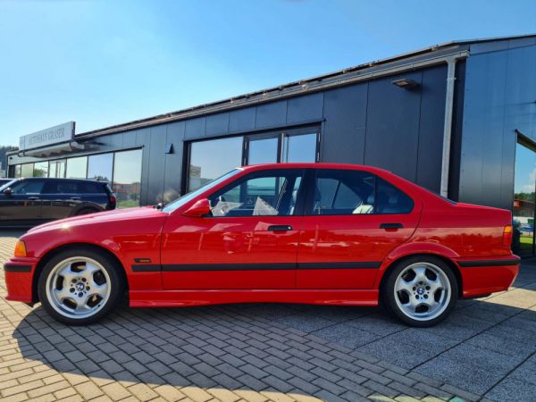 BMW M3 1995 2428