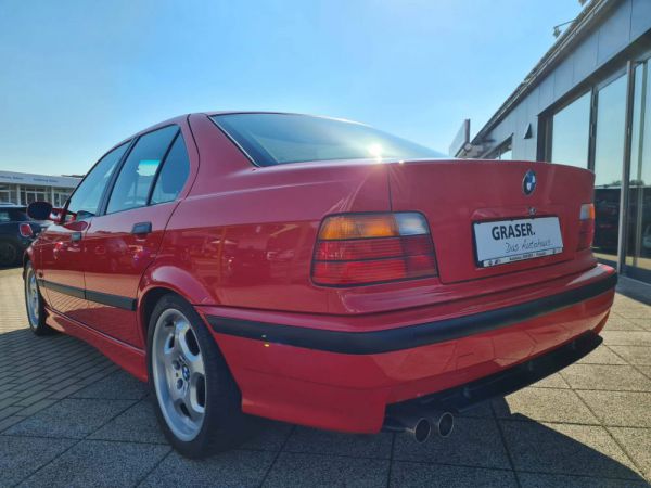 BMW M3 1995 2429