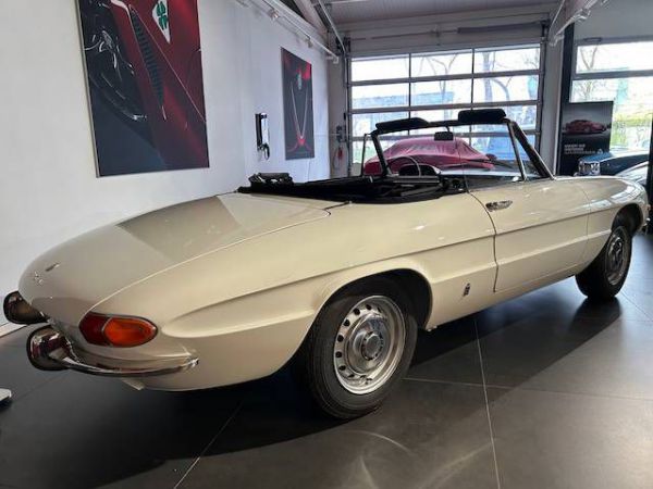 Alfa Romeo 1300 Spider Junior 1968 2419