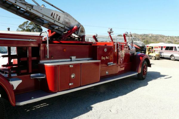 ALTRO American LaFrance - 700 Series Fire Truck 1948 1733