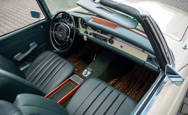 Mercedes-Benz 280 SL 1969 1561