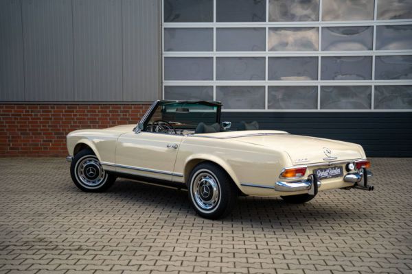 Mercedes-Benz 280 SL 1969 1562