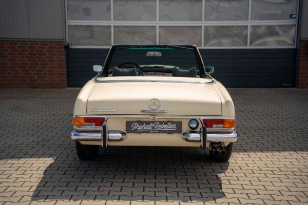 Mercedes-Benz 280 SL 1969 1563