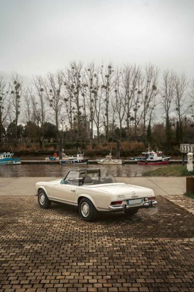 Mercedes-Benz 230 SL 1966 79511