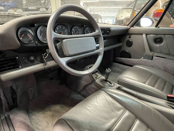 Porsche 911 Carrera 2 1991 85844