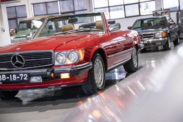 Mercedes-Benz 560 SL 1989 81853