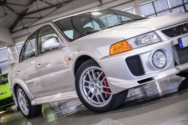 Mitsubishi Lancer Evolution V 1998 81867