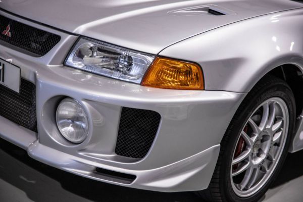 Mitsubishi Lancer Evolution V 1998 81869