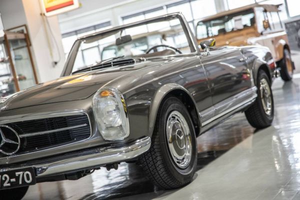 Mercedes-Benz 280 SL 1969 108148